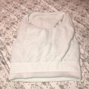 ALO Yoga crop top